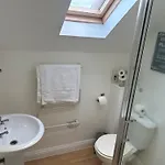 Welbury Sleeps 2 Pet Friendly & Parking Апартаменты